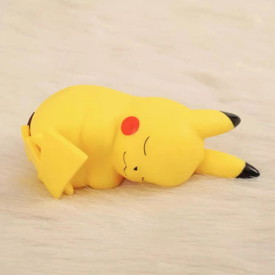 🌟 Ilumine os Sonhos do Seu Pequeno: Com a Luz Noturna Pikachu, cada noite se torna uma nova aventura! A luz suave proporciona um ambiente tranquilo, perfeito para acalmar e embalar seu filho para o sono.